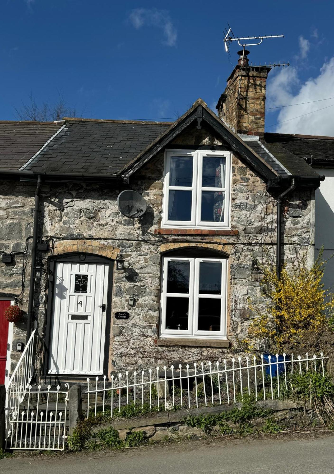 Annie'S Cottage Llanrhaeadr-ym-Mochnant Dış mekan fotoğraf