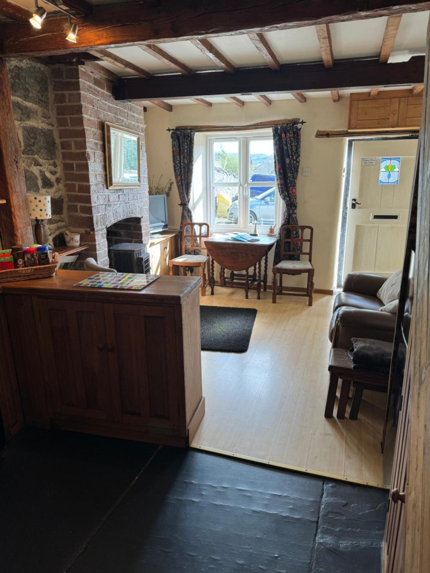 Annie'S Cottage Llanrhaeadr-ym-Mochnant Dış mekan fotoğraf